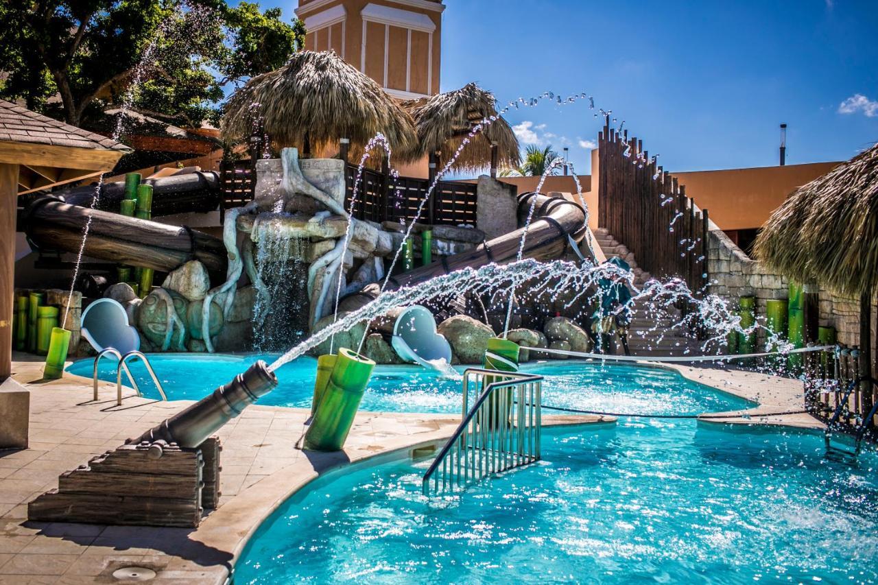 Majestic Colonial - Solo Adultos Resort